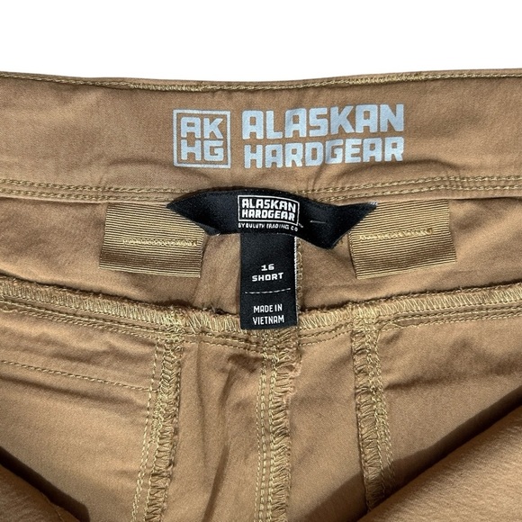 ALASKAN HARDGEAR  Duluth Trading Co. Free Rein Pants sz 16S Slim Leg AKHG Camel - Picture 8 of 11